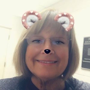 Meet your Posher, Becky